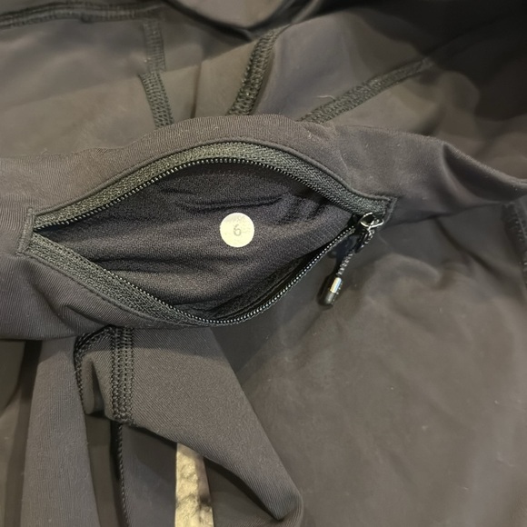 Lululemon Black Speed Tight Leggings - Picture 7 of 13